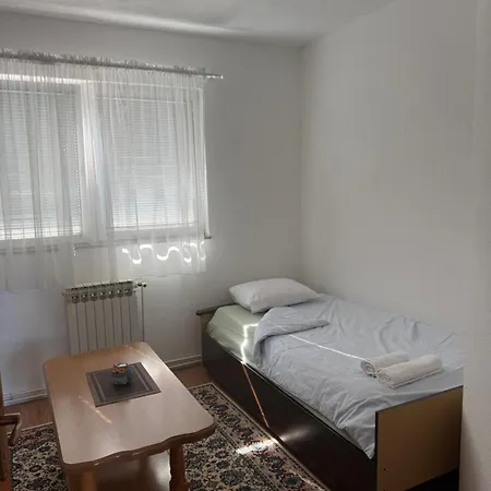In Apartman *